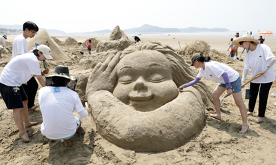 신두리 해수욕장 모래조각 페스티벌